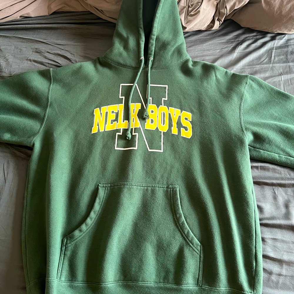 Green Nelk Boys Hoodie, Size XL.